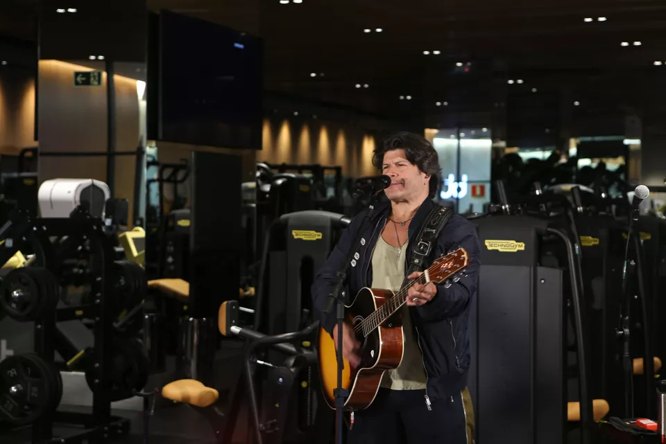 Alexandre Accioly convida Paulo Ricardo para cantar em live de inauguração da Bodytech do Shopping Leblon