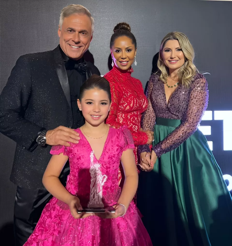 Sophia Eldo em Noite de Gala em Nova Iorque 